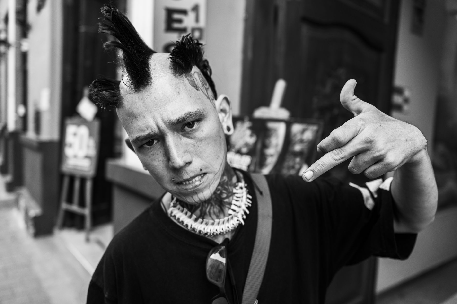 Découvrir l'Histoire du Punk en Voyage
