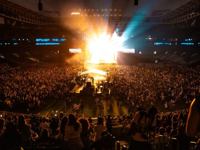 Oasis : La Réunion qui Va Révolutionner Votre Prochain Voyage Musical