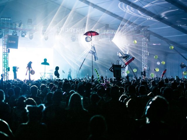 Guide pratique pour un week-end autour d’un festival proche